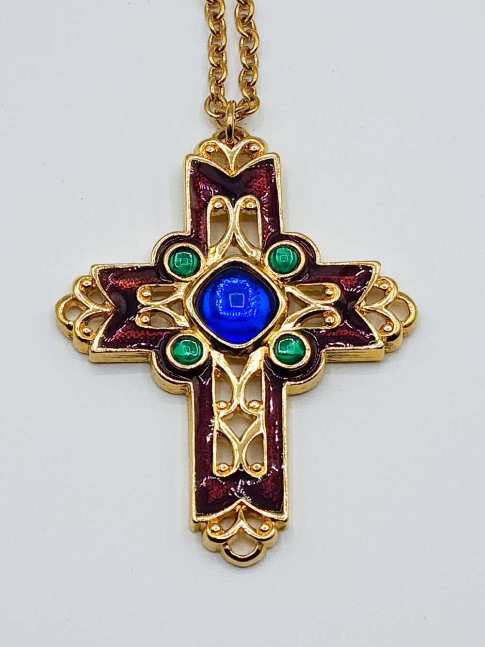 Vintage Signed Avon Ornate Filigree Cross Pendant Necklace Gold Tone Enamel